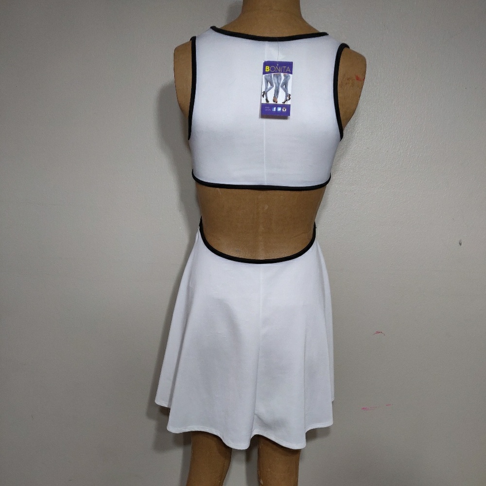 Dress - Picture 2 of 3